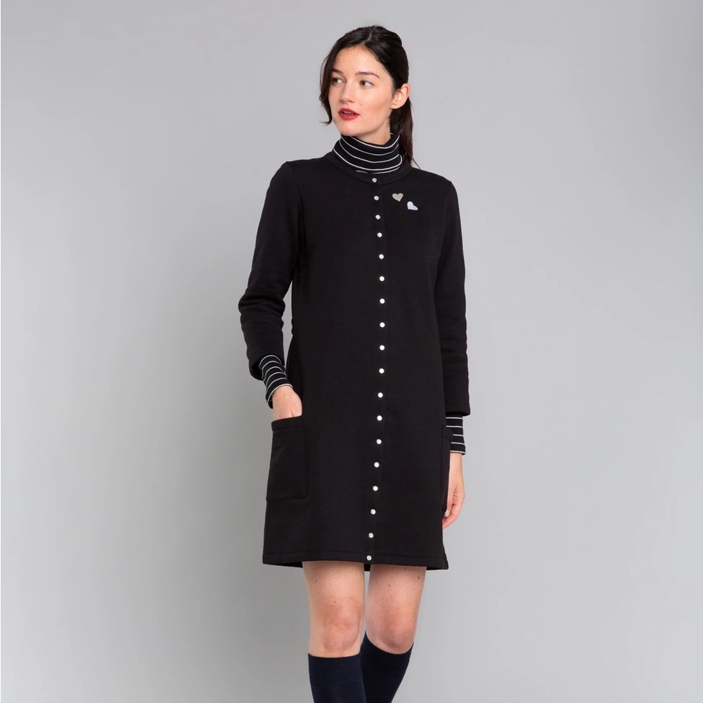 Agnes B snap dress size 2 black